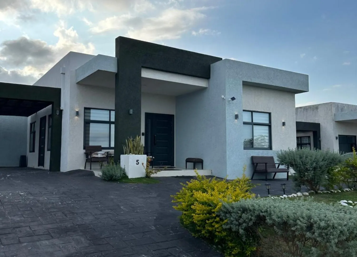 Pyramid Villa 5 أوشو ريوس